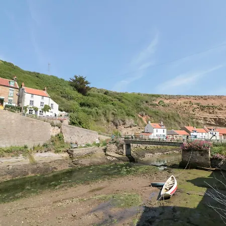 The Old * Staithes
