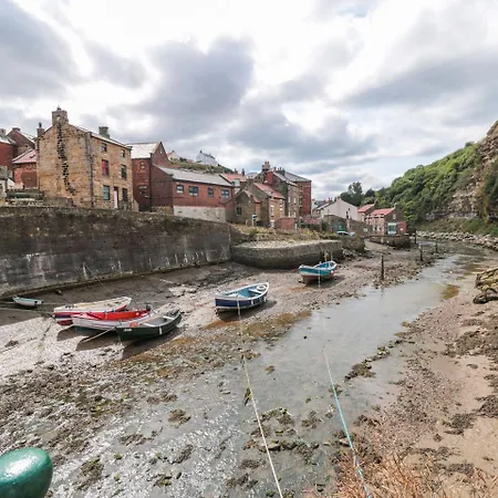 Holiday home The Old Staithes
